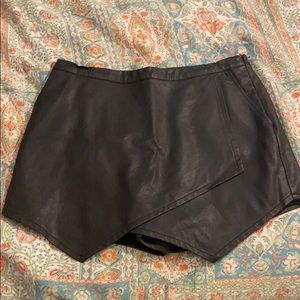 Abercrombie Faux Leather Envelope Skort